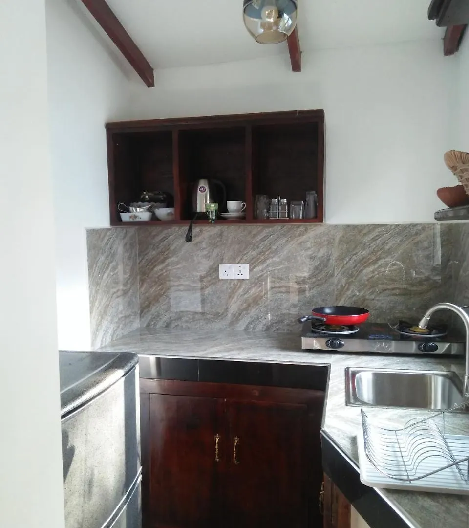 Living Home Негомбо